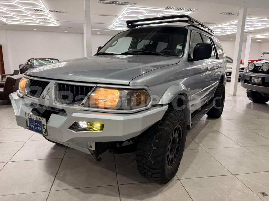 Mitsubishi Montero 5P 2007