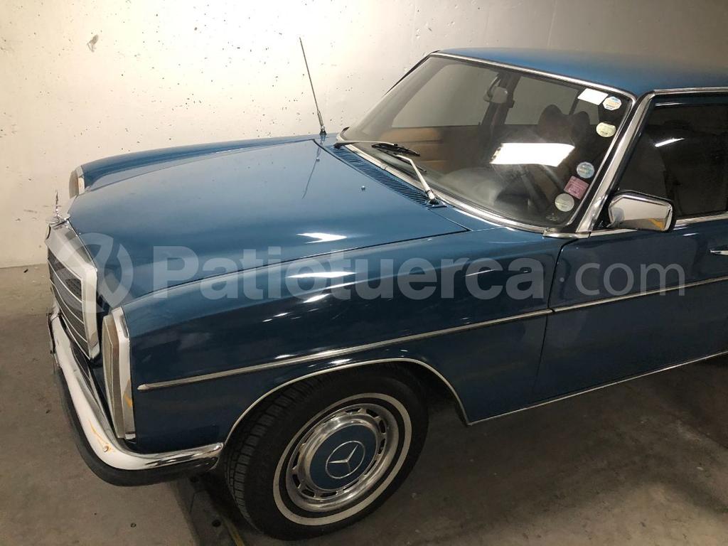 Mercedes Benz—™ 230