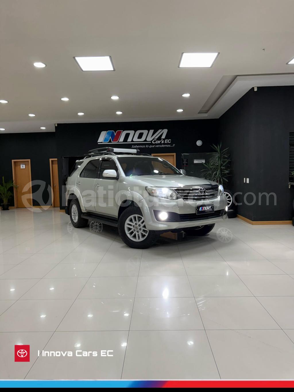 Toyota Fortuner 2013