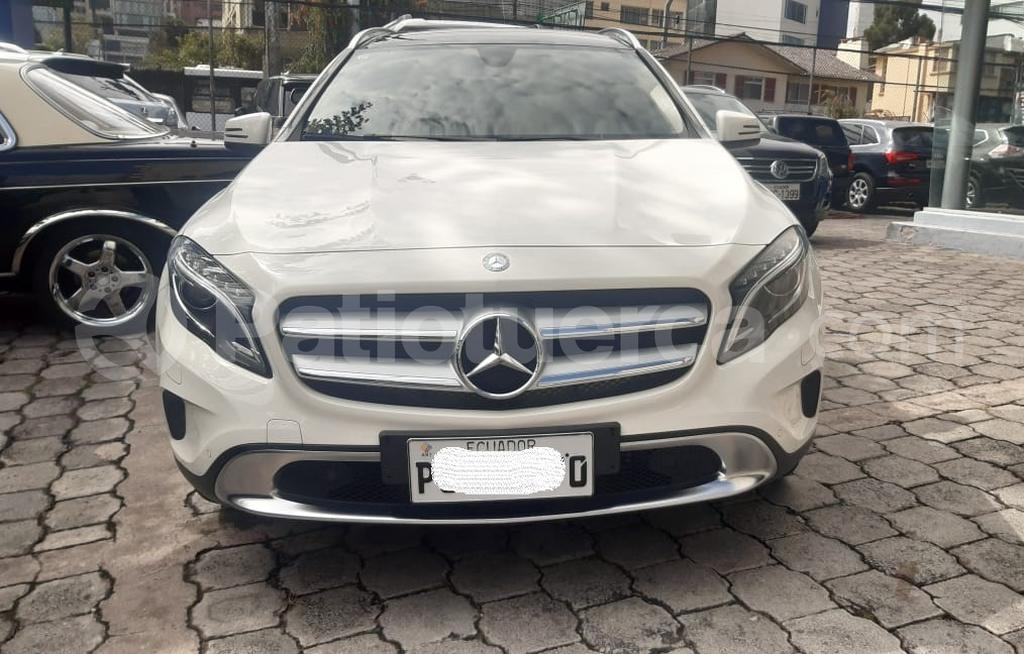 Mercedes Benz—™ GLA 250
