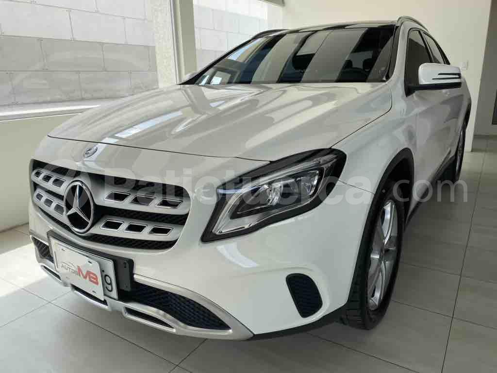Mercedes Benz—™ GLA 180