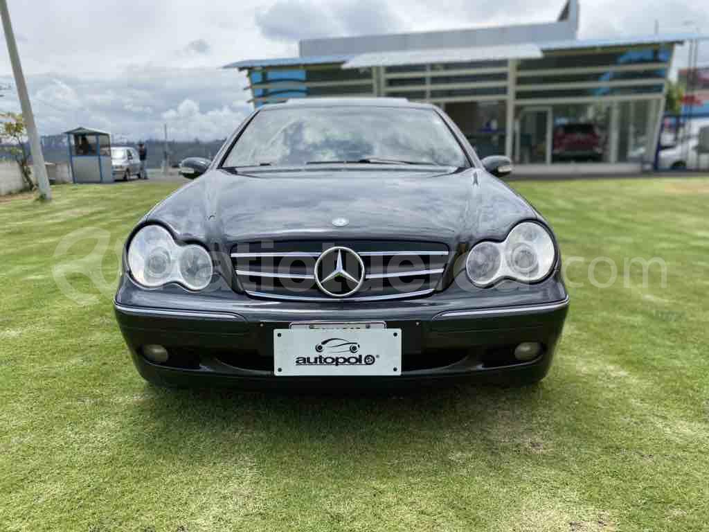 Mercedes Benz—™ 200