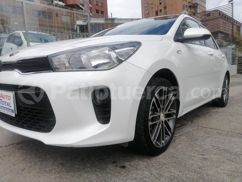 Kia RIO EX