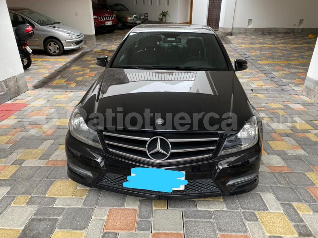 Mercedes Benz—™ C300