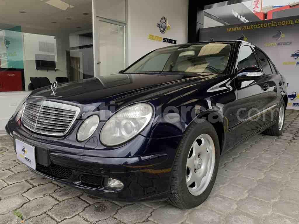 Mercedes Benz—™ E350