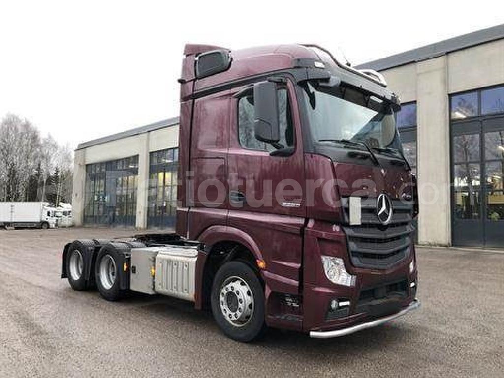 Mercedes Benz—™ 3353