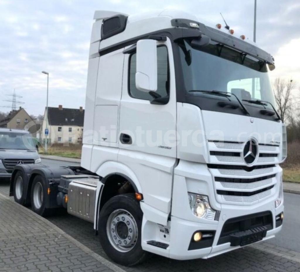 Mercedes Benz—™ ACTROS 2658 LS