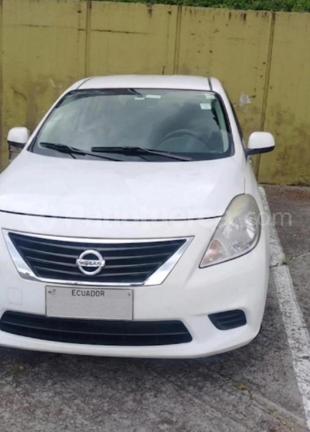 Nissan Versa 2013