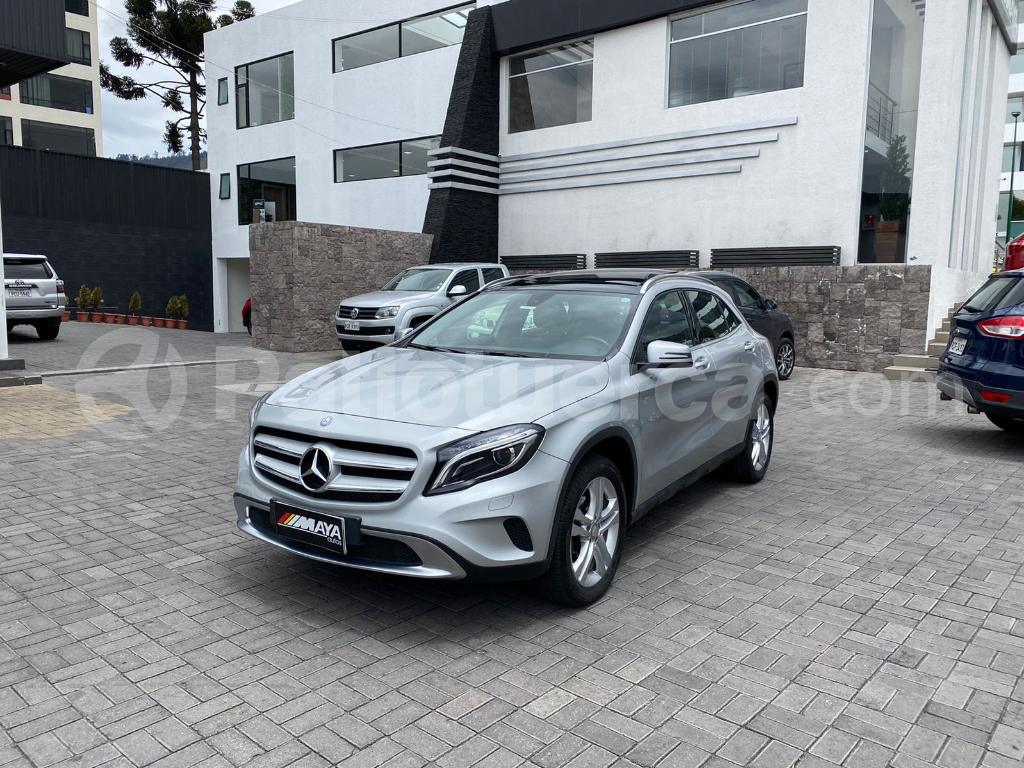 Mercedes Benz—™ GLA 200