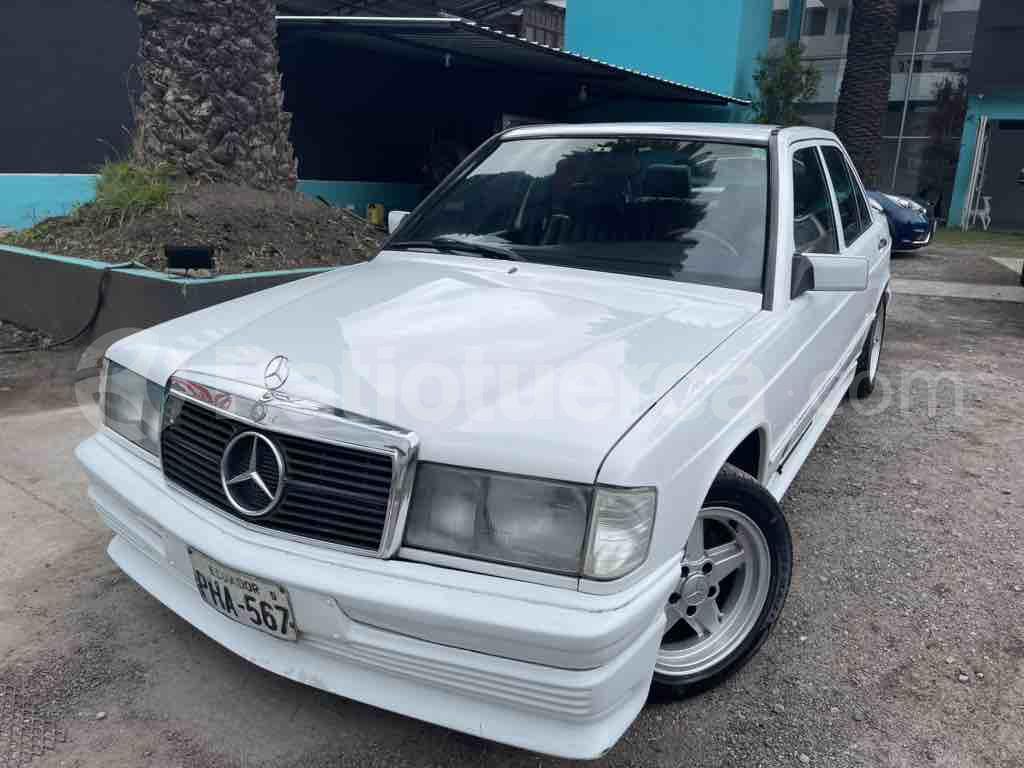 Mercedes Benz—™ 190E 2.3