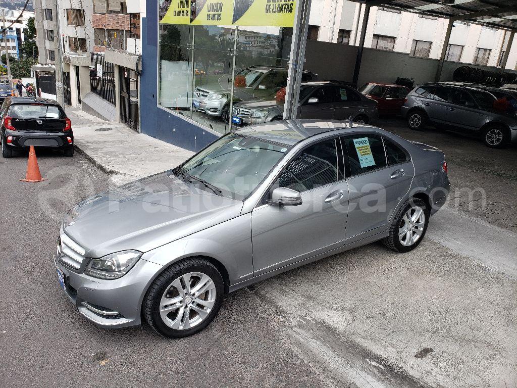 Mercedes Benz—™ C200