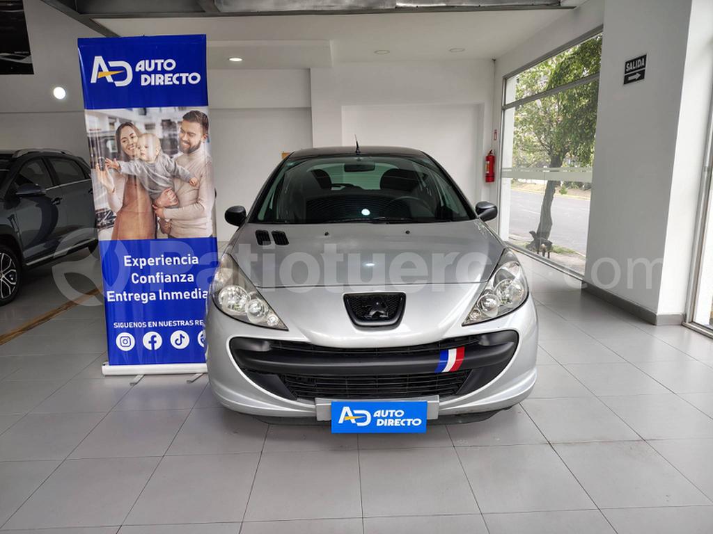 Peugeot 207 Compact 2013