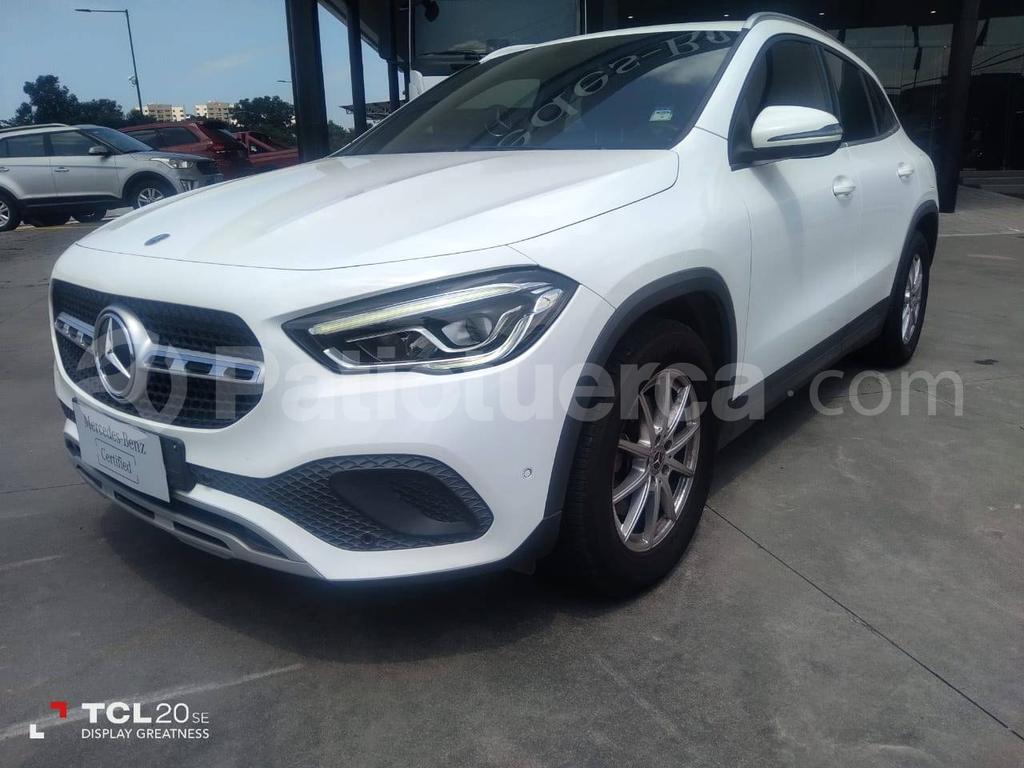 Mercedes Benz—™ GLA 200