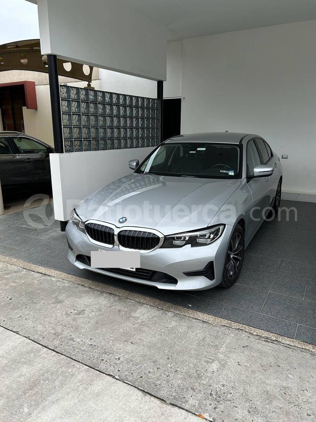 BMW 330i 2022