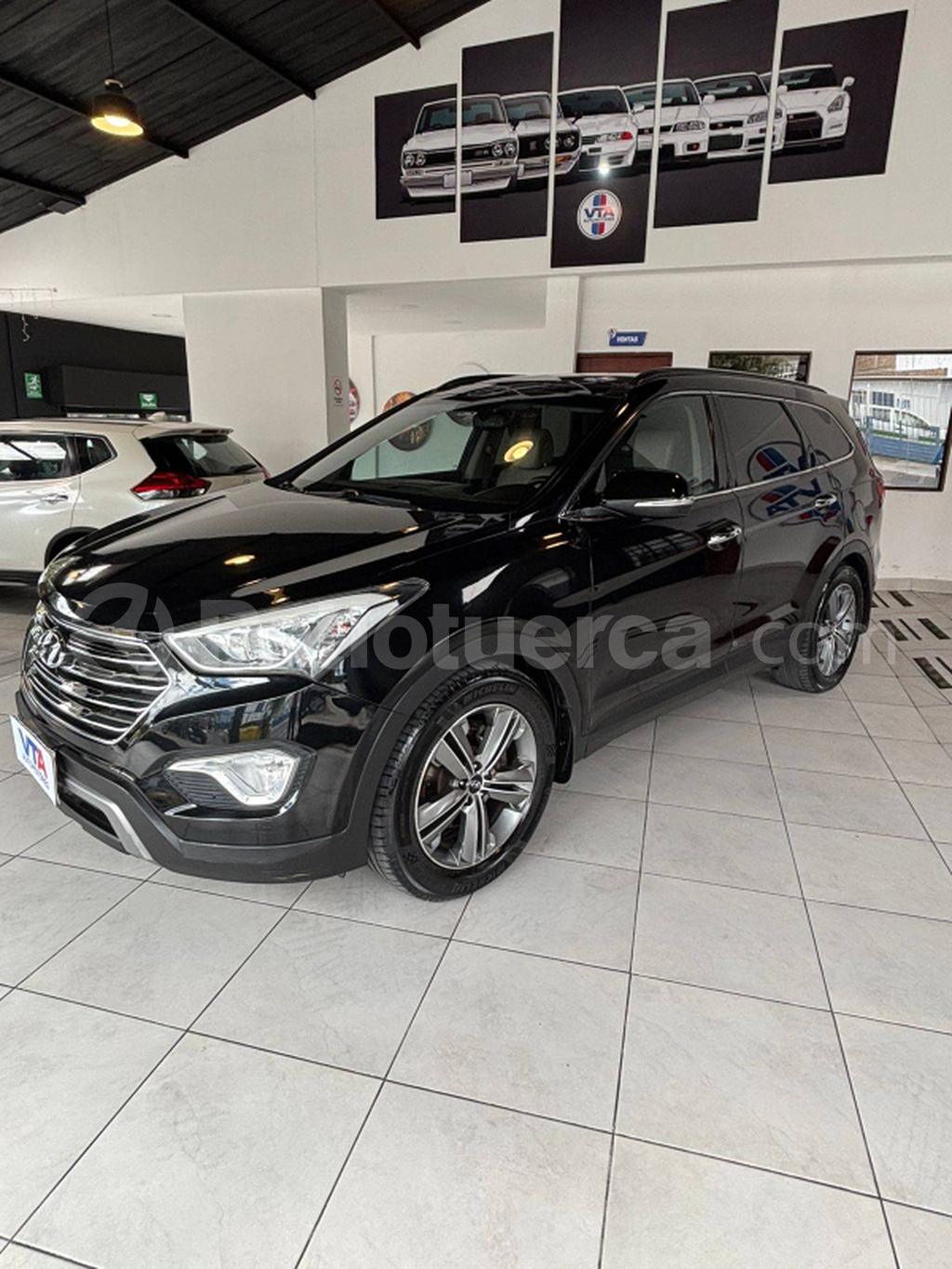 Hyundai Grand Santa Fe 2015