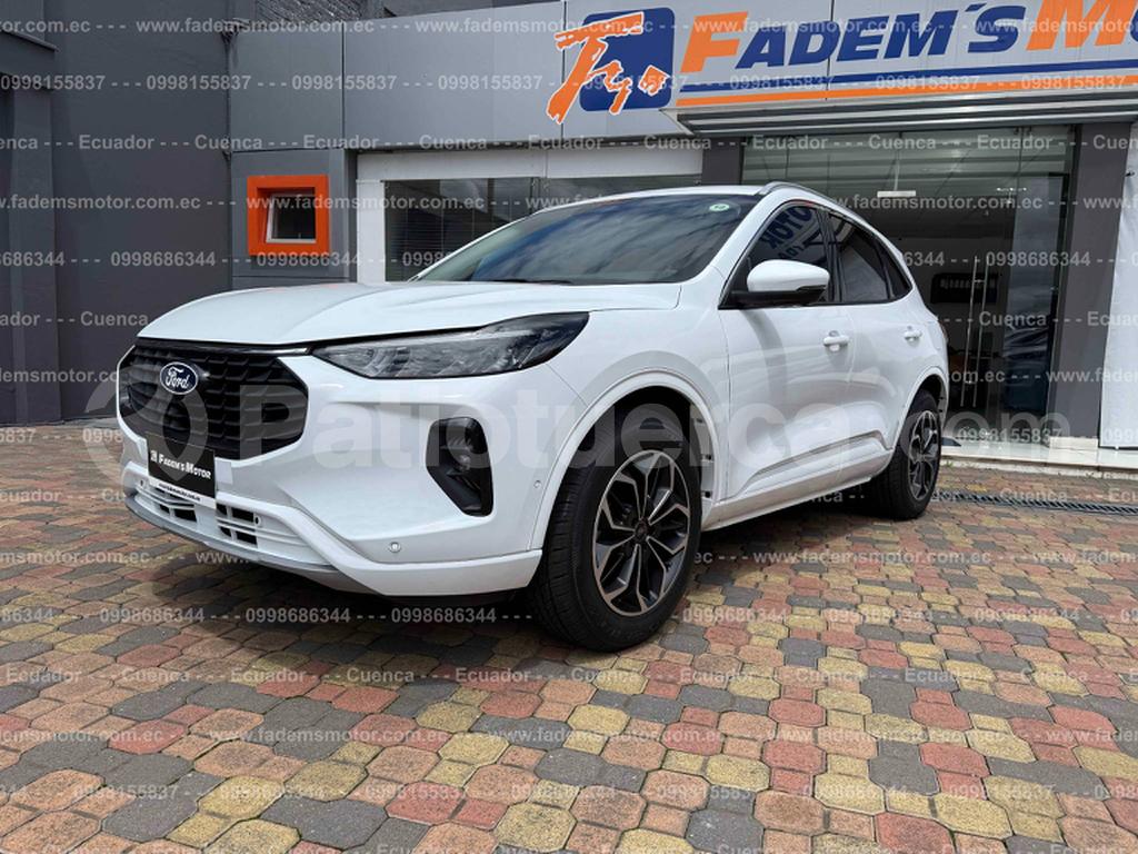 Ford Escape Titanium 2025