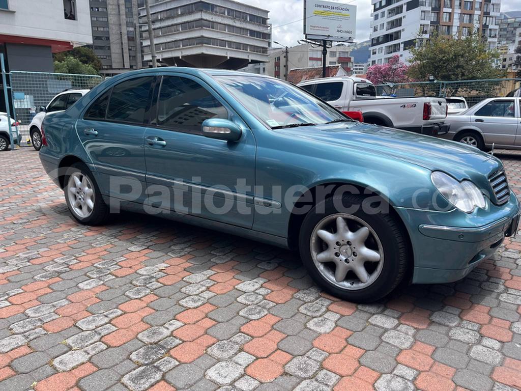 Mercedes Benz C320 2002