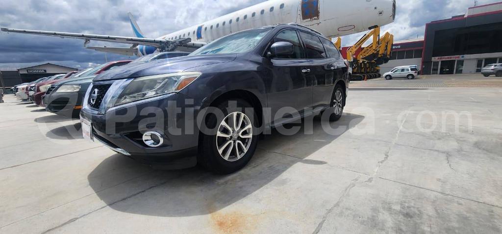Nissan Pathfinder 2014