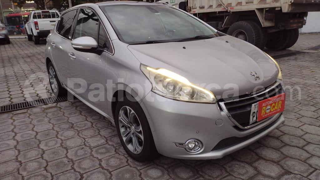 Peugeot 208 2015