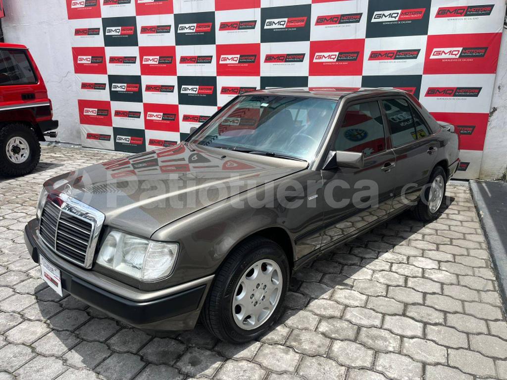Mercedes Benz E230 1987