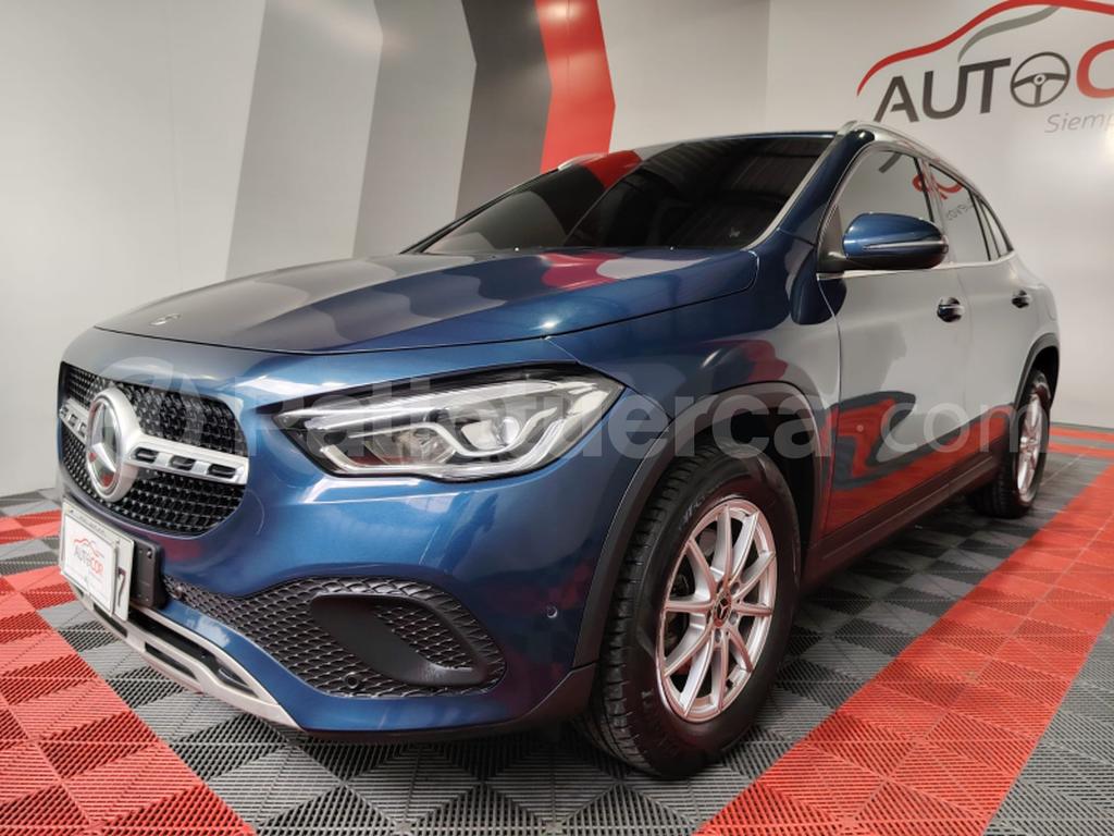 Mercedes Benz GLA 200 2021