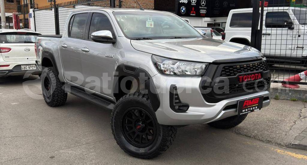 Toyota Hilux 2.8 CD 4X4 TA DIESEL 2020