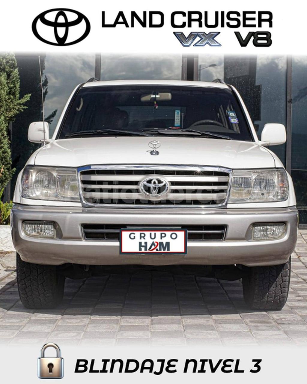 Toyota Land Cruiser 100 2006