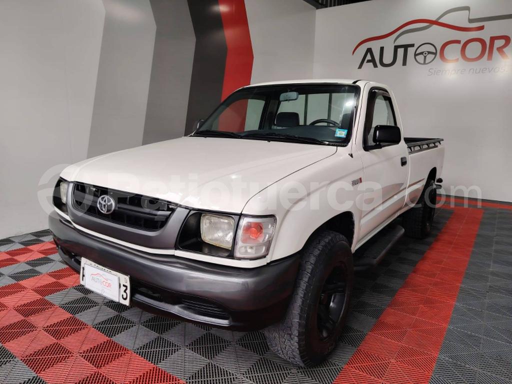 Toyota Stout II 2004