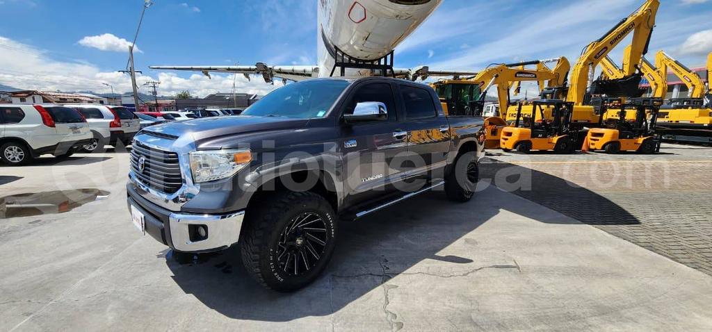 Toyota Tundra 2015