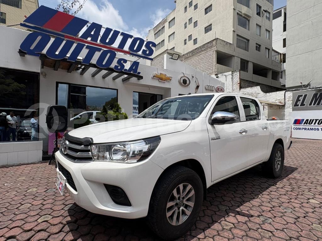 Toyota Hilux CD 4x2 2025