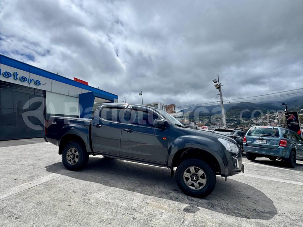 Chevrolet D-MAX CRDI 2.5 CD 4X2 TM DIESEL 2023