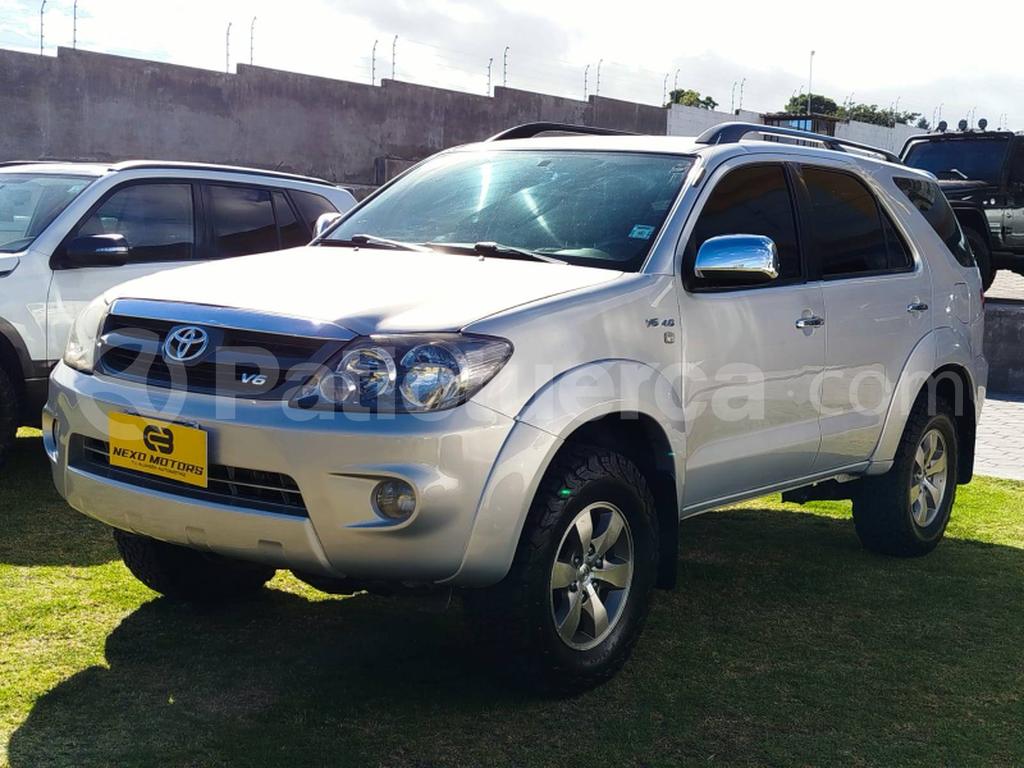 Toyota Fortuner 4.0 2007