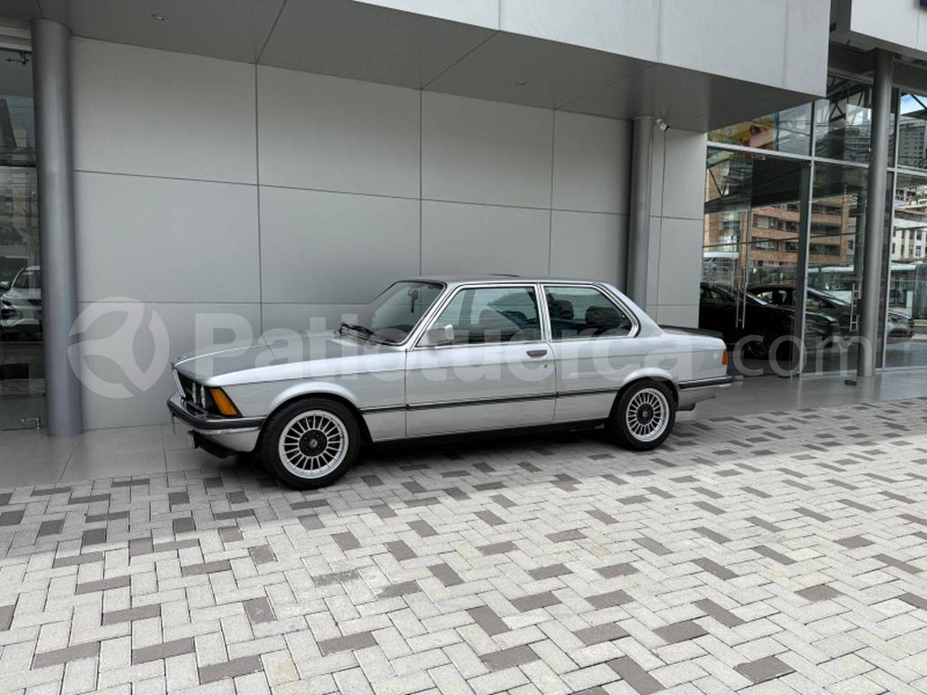 BMW 323i 1982