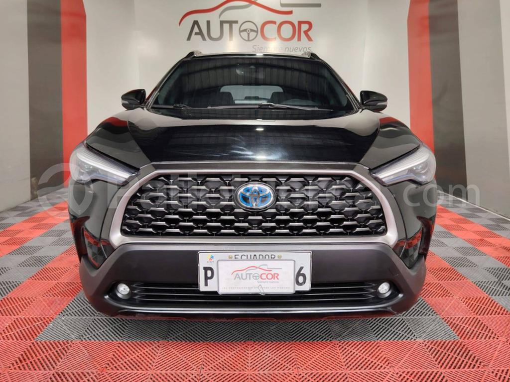 Toyota Corolla Cross Mid 2025