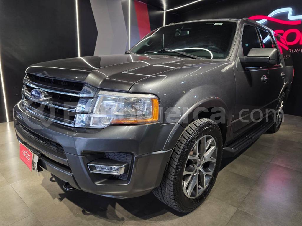 Ford Expedition XLT 2016