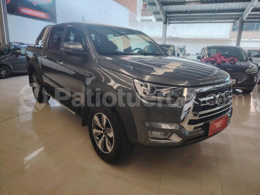 JAC T8