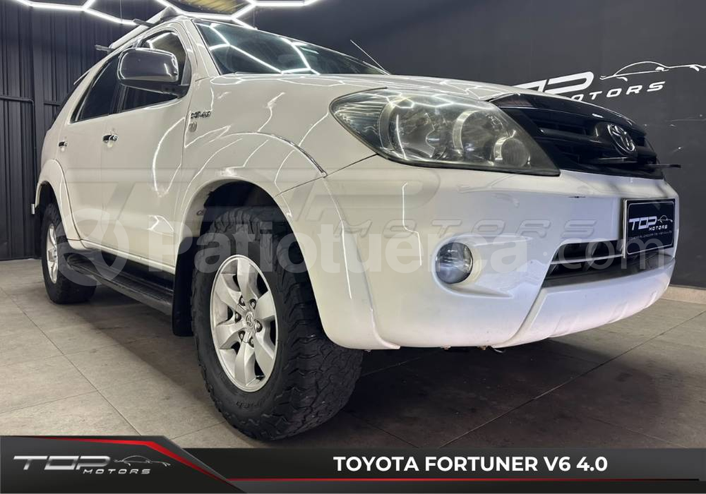 Toyota Fortuner 4.0 2008