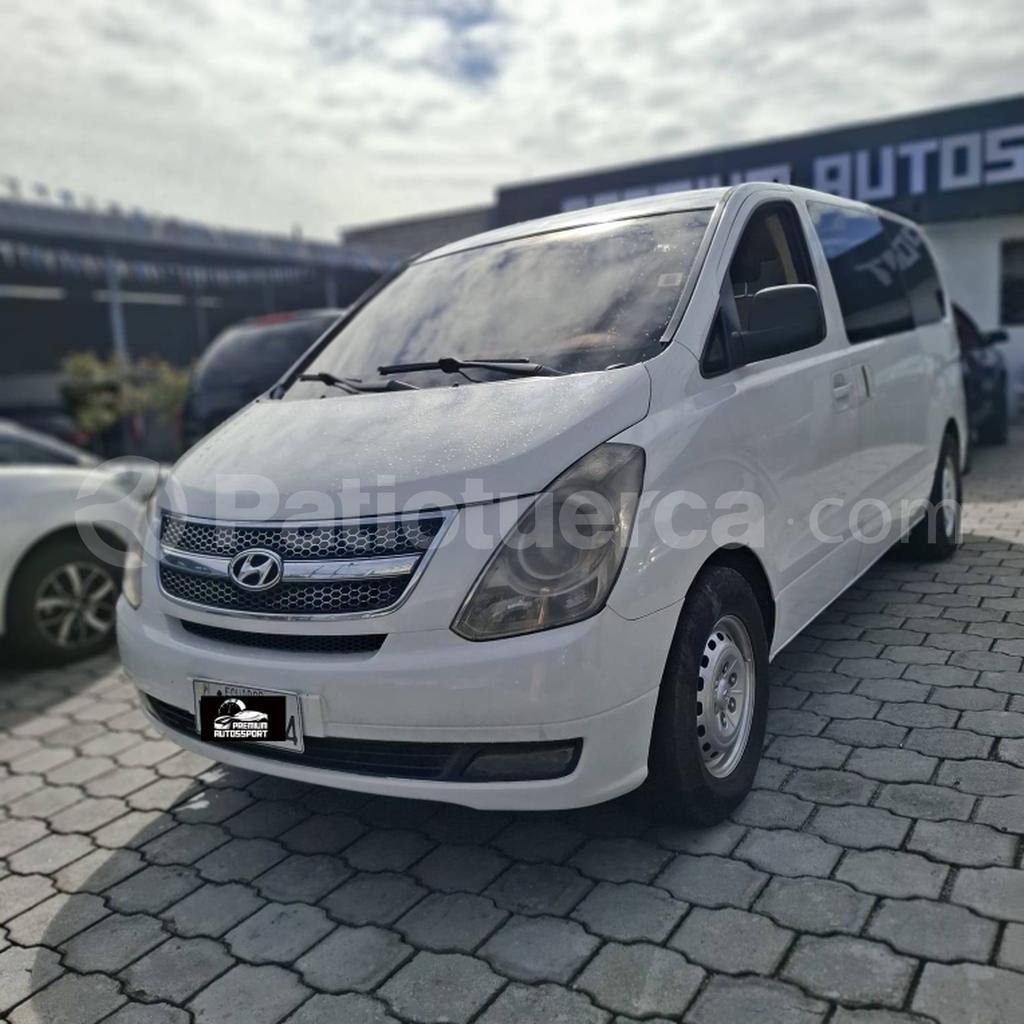 Hyundai H1 12 pasajeros 2013