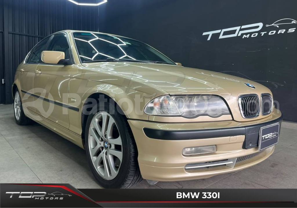 BMW 330i 2001
