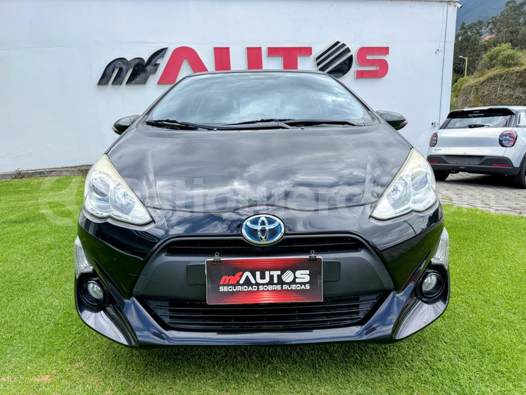 Toyota Prius C Sport 2015