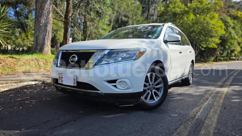Nissan Pathfinder 2013