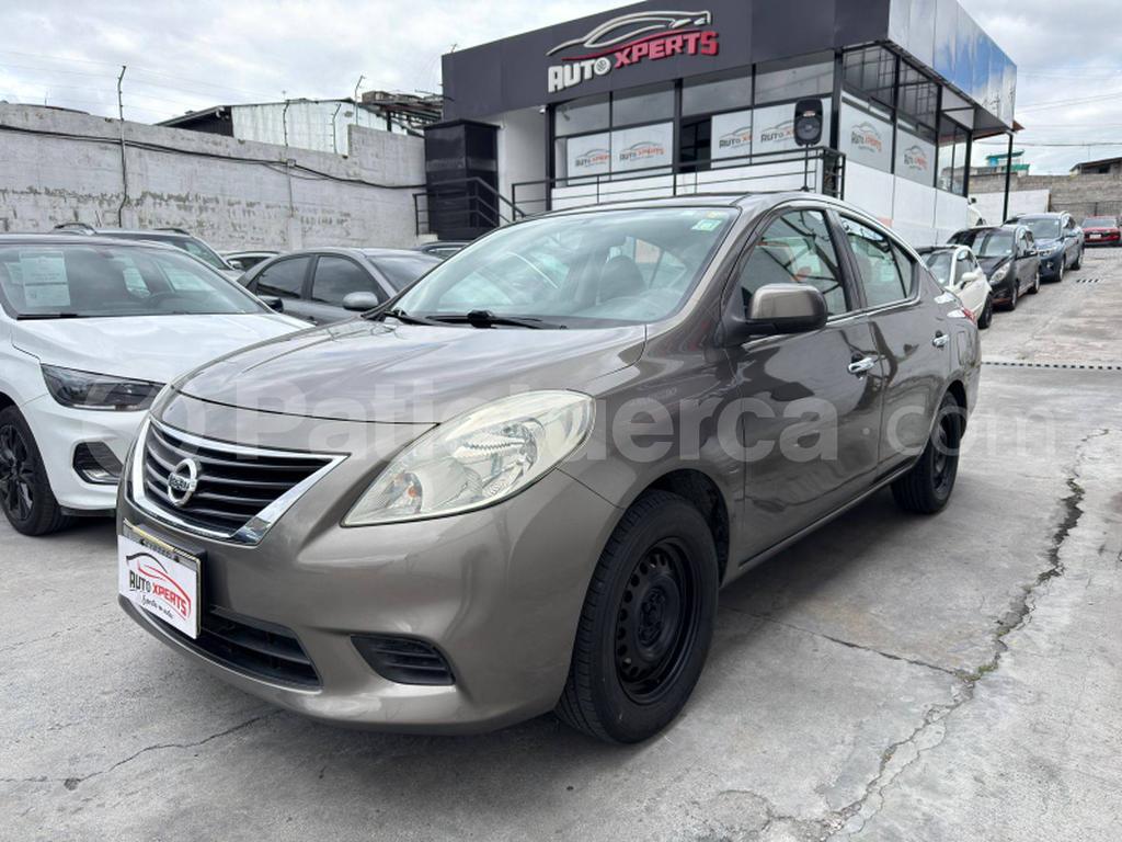 Nissan Versa 2013