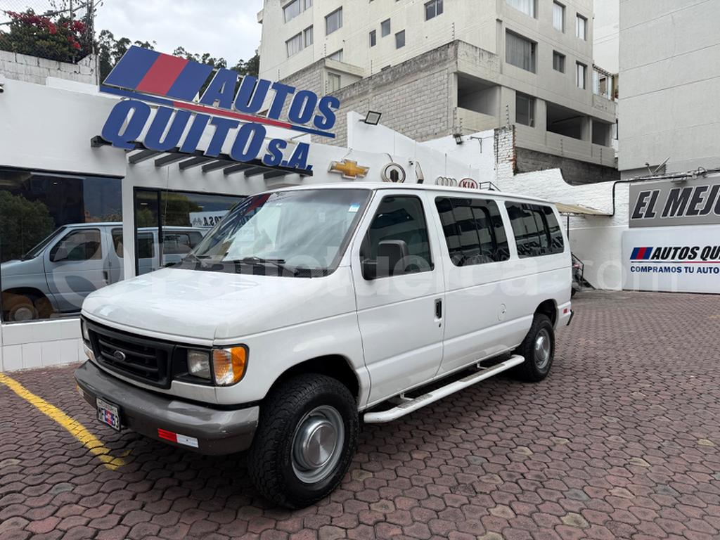 Ford E 350 2004
