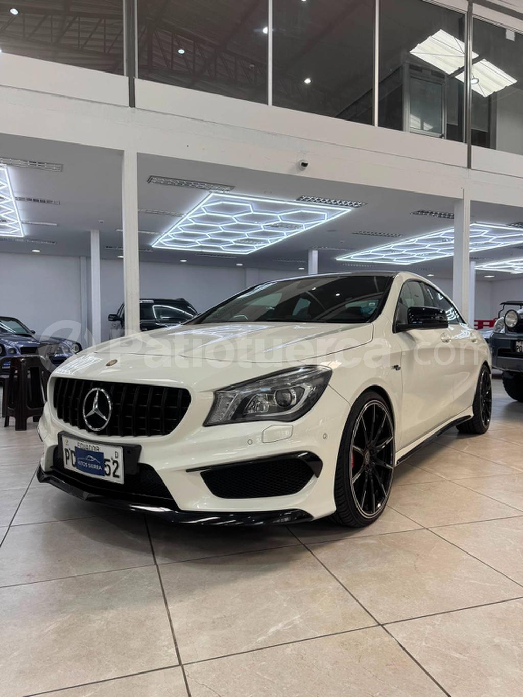 Mercedes Benz CLA 45 AMG 2015
