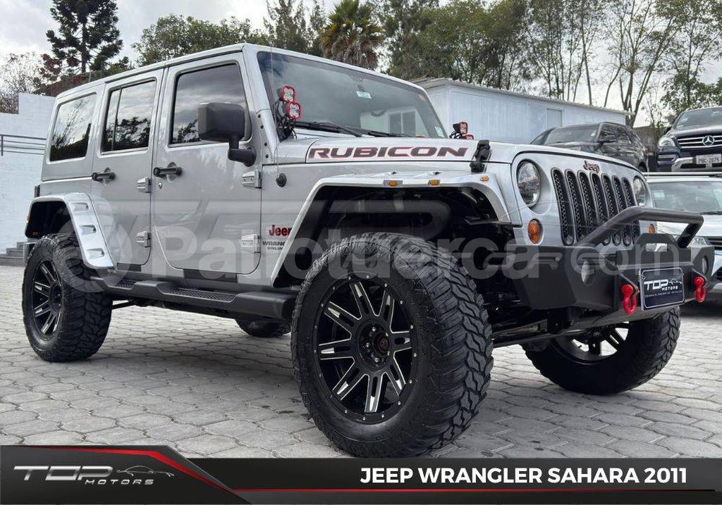 Jeep Wrangler Sahara 2011