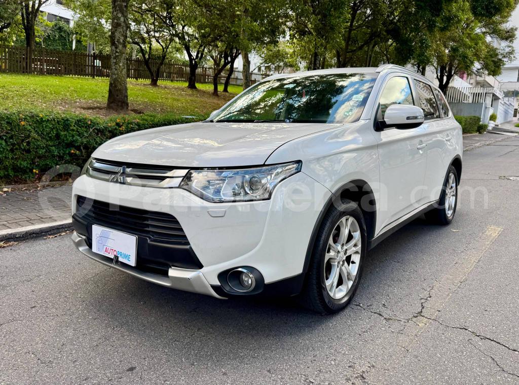 Mitsubishi Outlander 2015