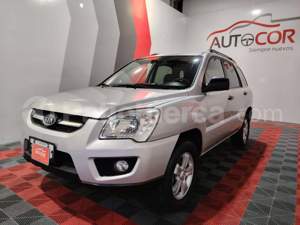Kia Sportage LX AT