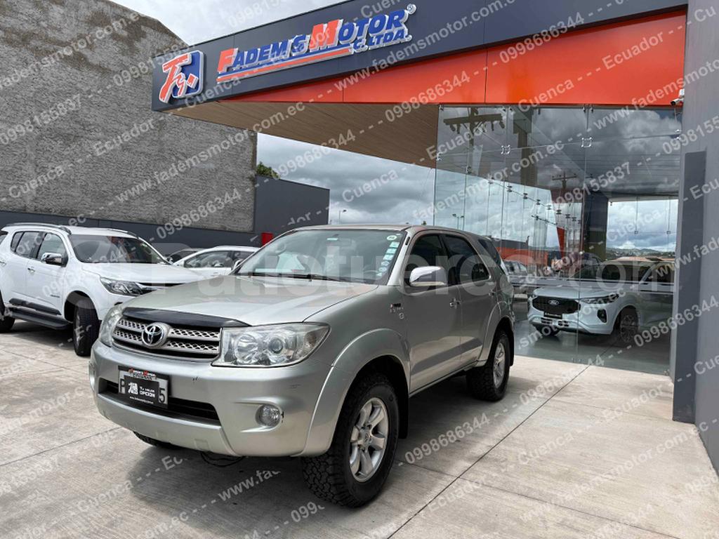 Toyota AWT FORTUNER 2010
