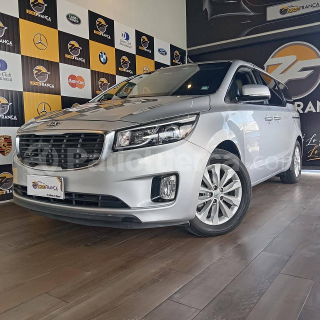 Kia Grand Carnival 2018