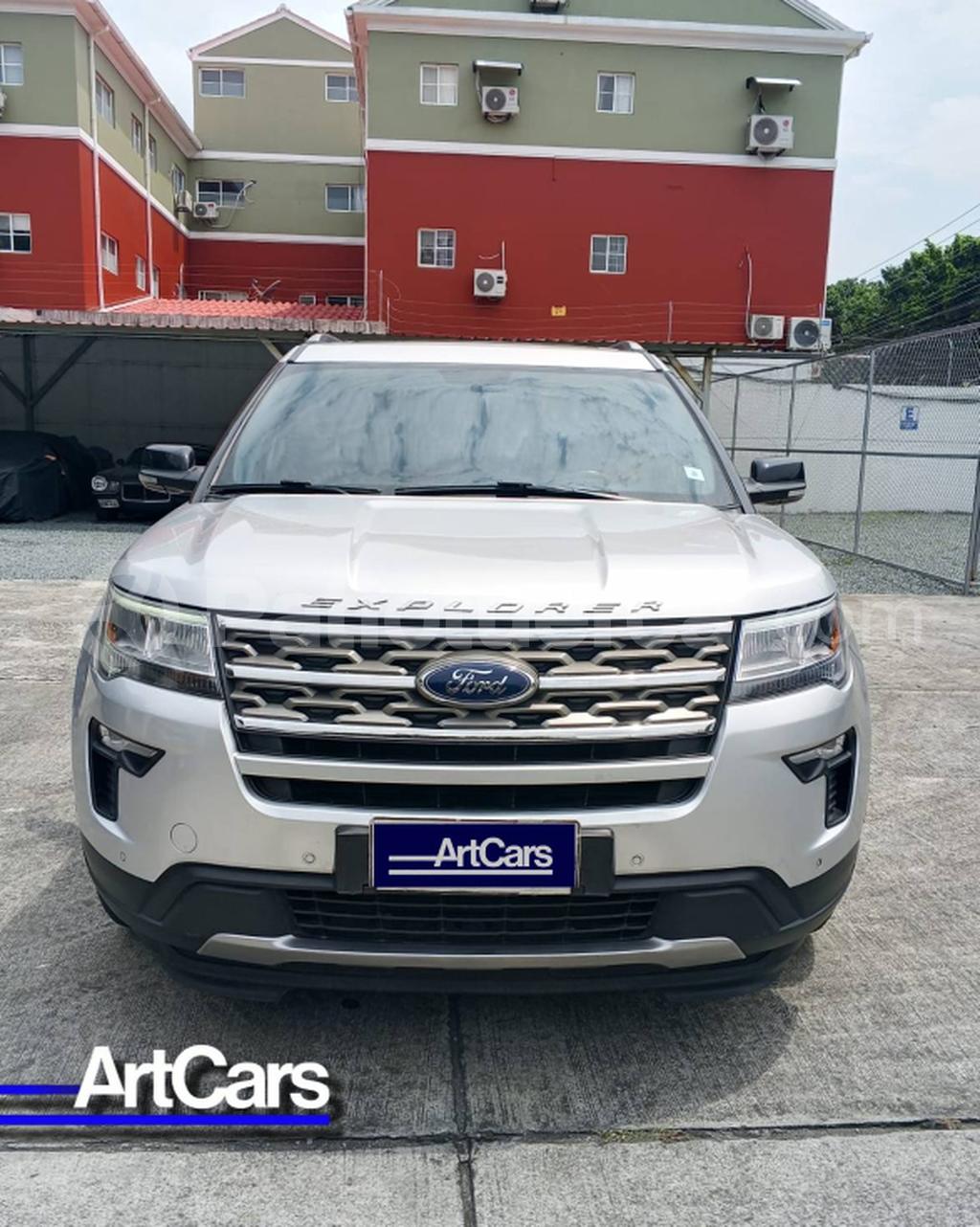 Ford Explorer XLT 2018